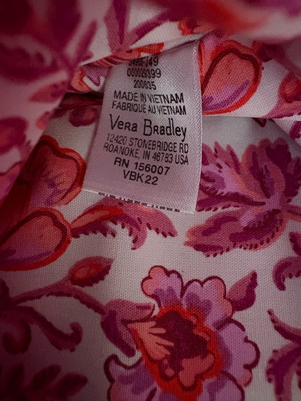 Vera Bradley Small Vera Quilted Tote Bag - Picture 12 of 12